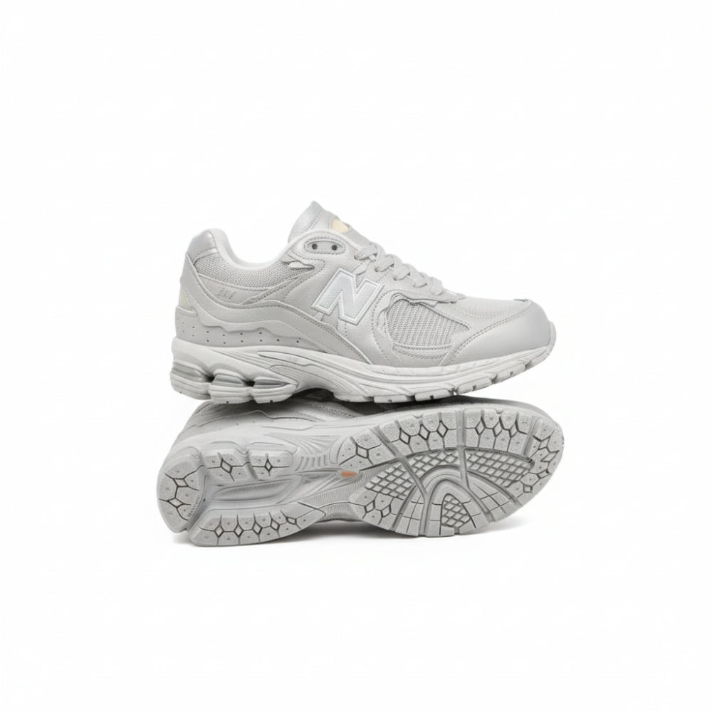 New Balance 2002 Refined Future - Silver