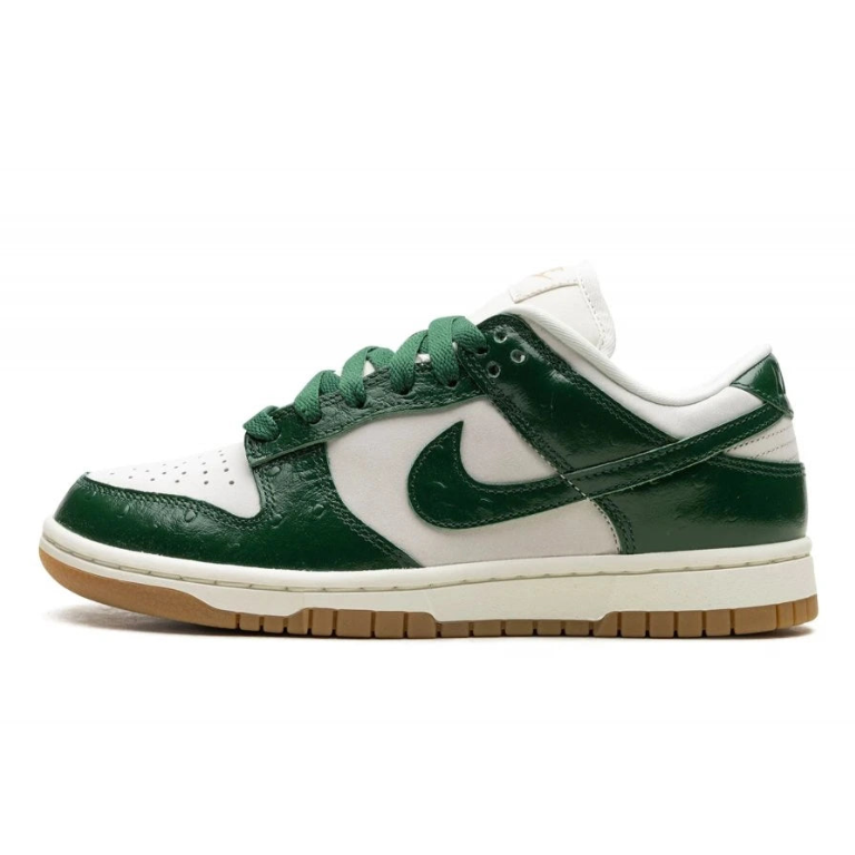 Nike W Dunk Low LXPhantom, Green & Metallic Gold
